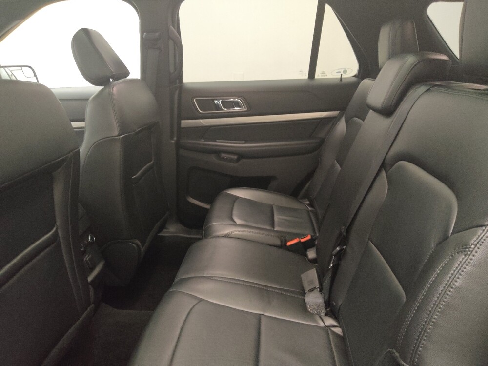 2018 Ford Explorer in Lombard, IL 60148 - 18117157 18