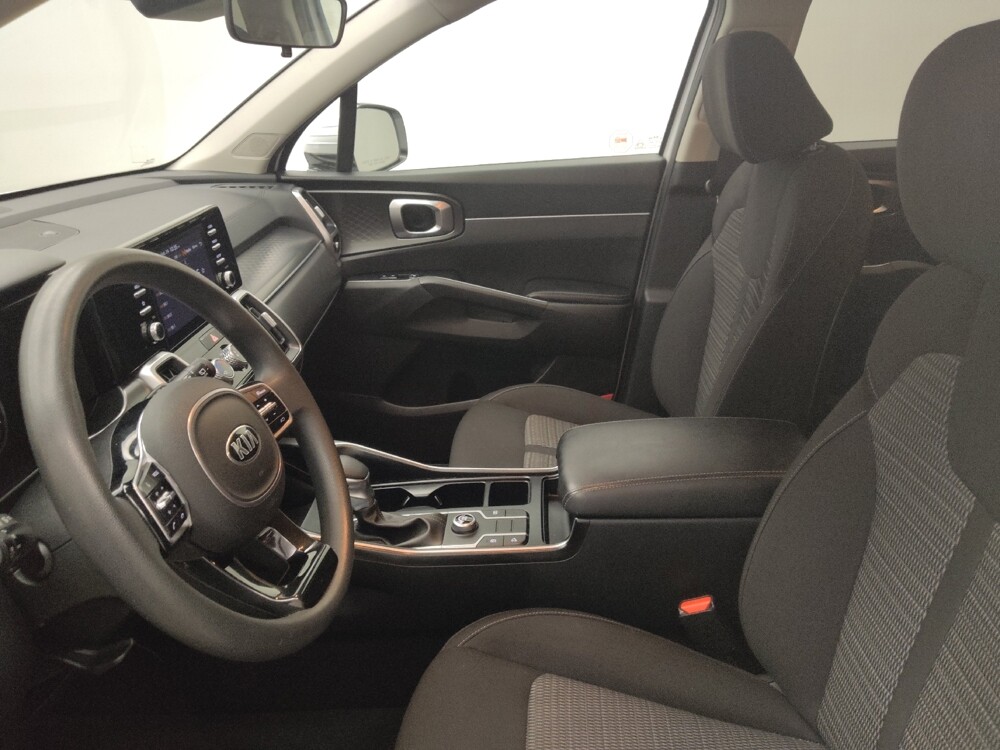 2021 Kia Sorento in Des Moines, IA 50310 - 18117158 17