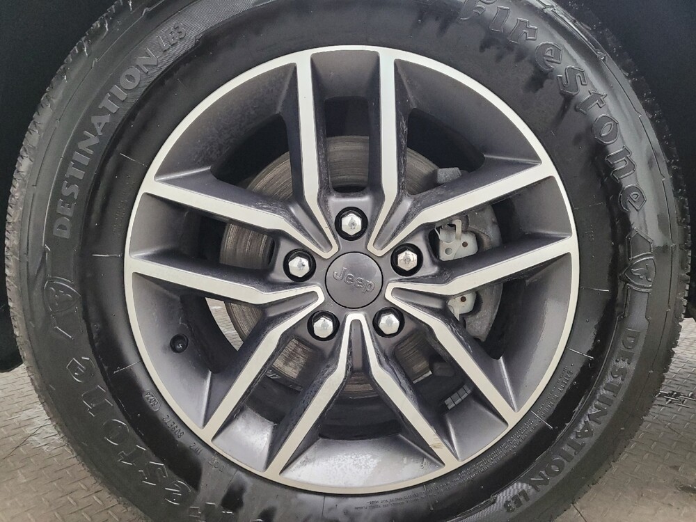 2020 Jeep Grand Cherokee in Eastpointe, MI 48021 - 18117162 31