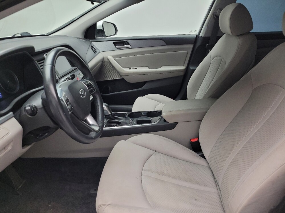 2018 Hyundai Sonata in Eastpointe, MI 48021 - 18117163 17