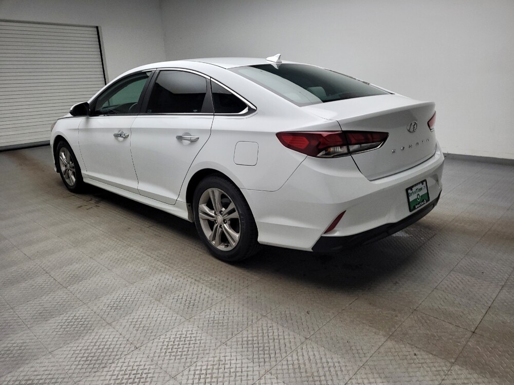 2018 Hyundai Sonata in Eastpointe, MI 48021 - 18117163 5