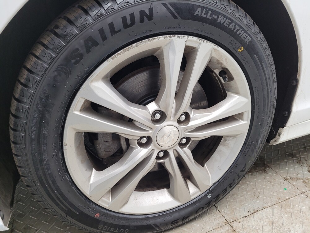 2018 Hyundai Sonata in Eastpointe, MI 48021 - 18117163 31