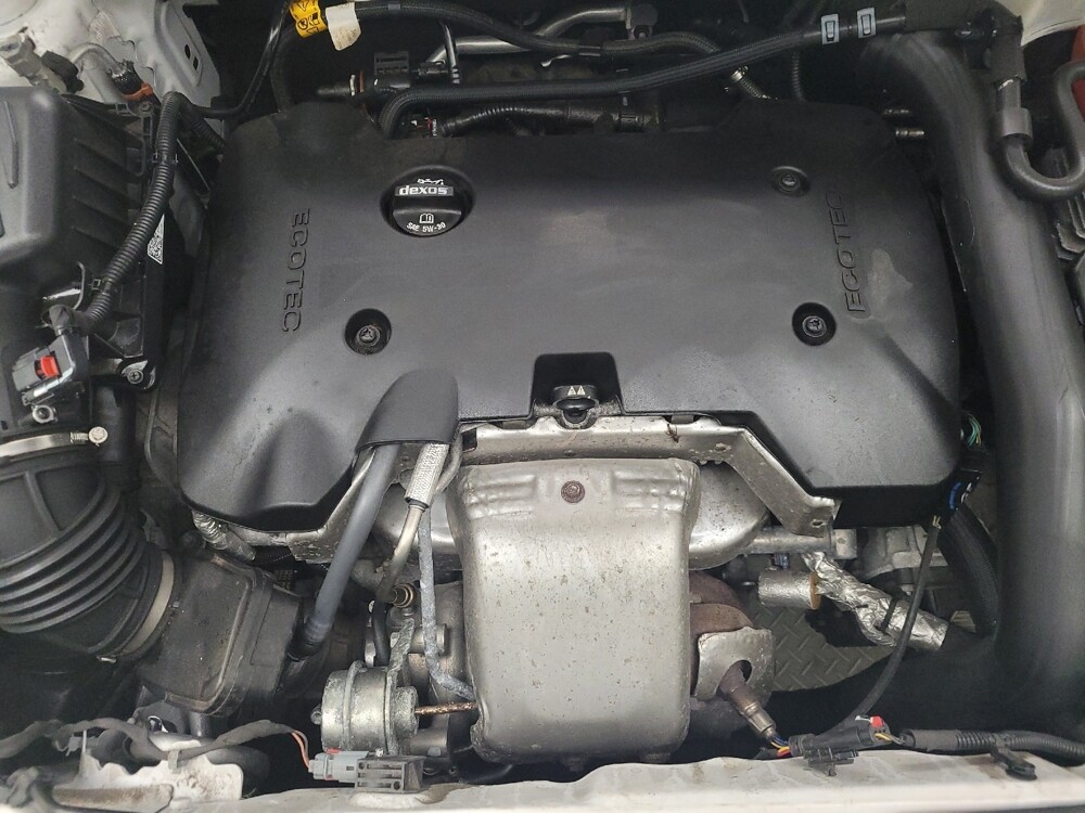 2020 Chevrolet Equinox in Grand Rapids, MI 49508 - 18117165 30