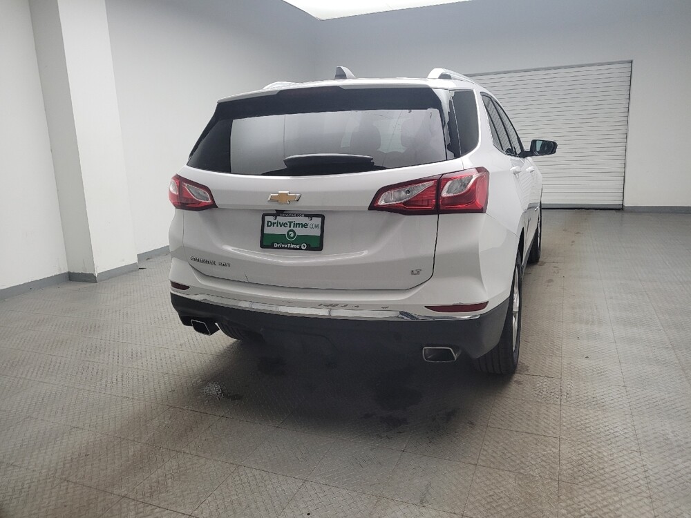 2020 Chevrolet Equinox in Grand Rapids, MI 49508 - 18117165 7
