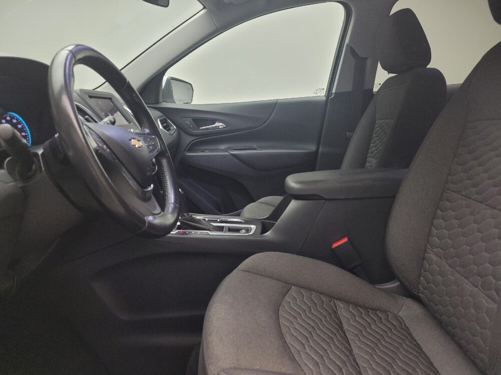 2020 Chevrolet Equinox in Grand Rapids, MI 49508 - 18117165 17