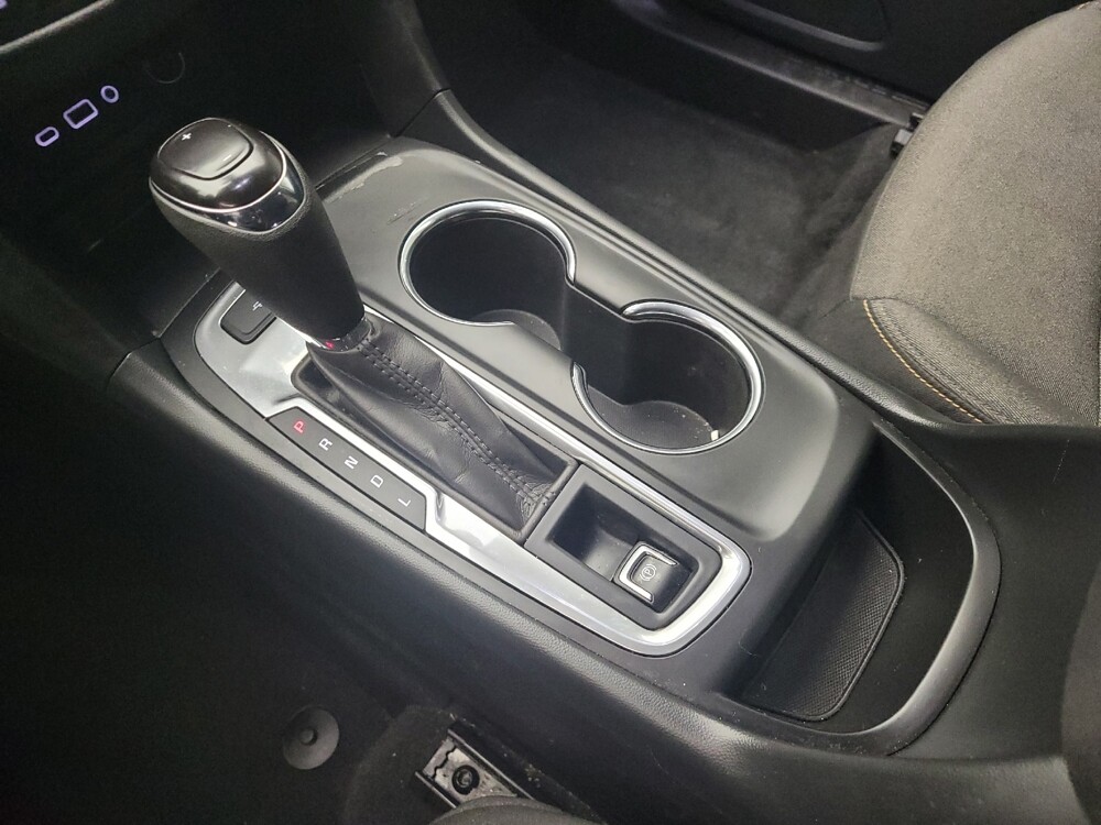 2020 Chevrolet Equinox in Grand Rapids, MI 49508 - 18117165 26