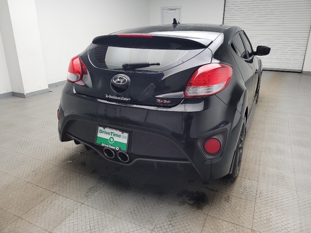 2015 Hyundai Veloster in Eastpointe, MI 48021 - 18117166 7