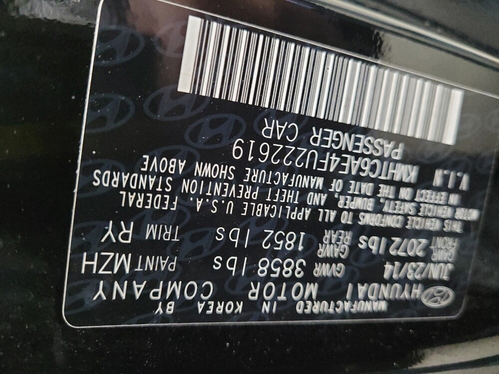 2015 Hyundai Veloster in Eastpointe, MI 48021 - 18117166 33