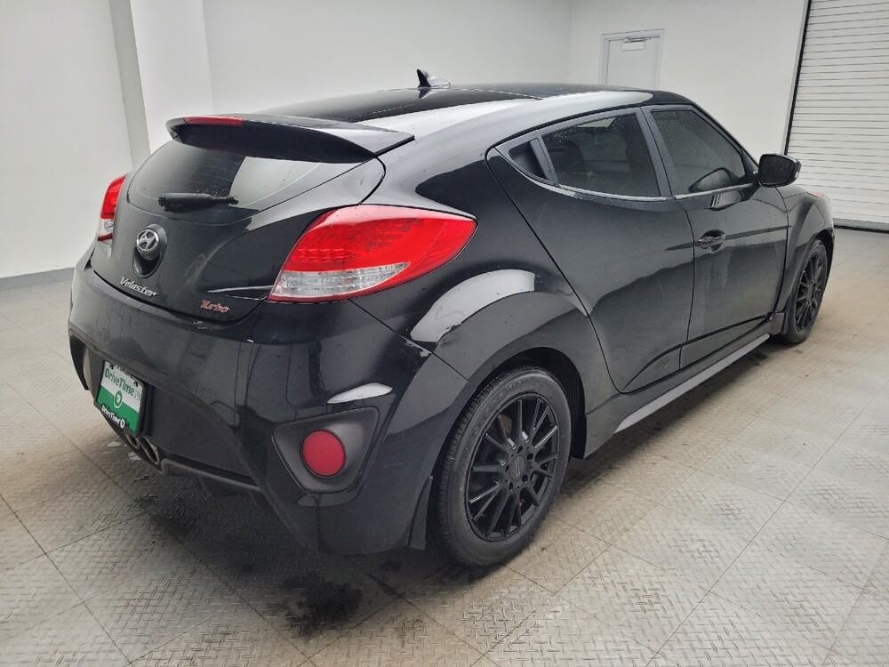2015 Hyundai Veloster in Eastpointe, MI 48021 - 18117166 9