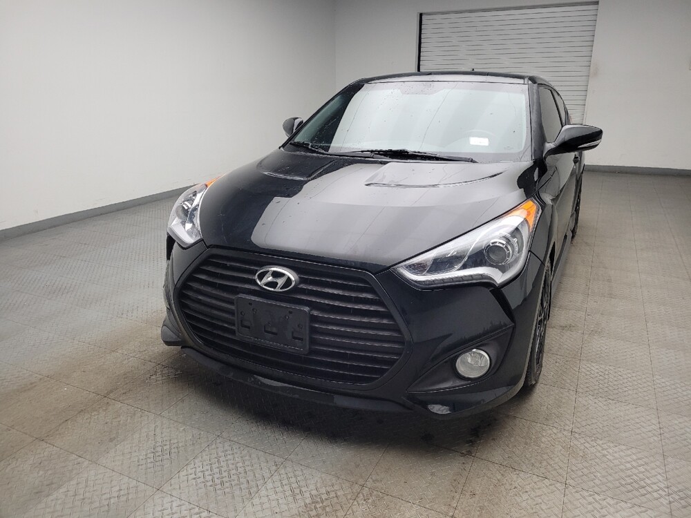 2015 Hyundai Veloster in Eastpointe, MI 48021 - 18117166 15