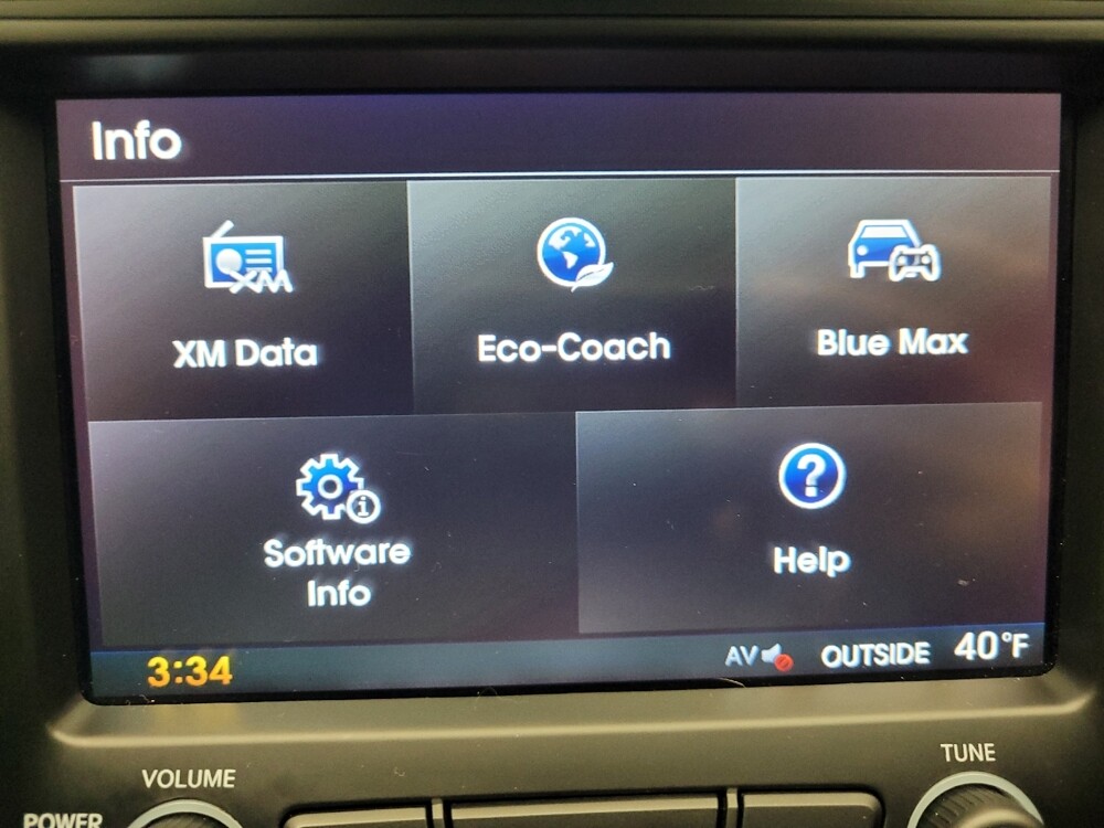 2015 Hyundai Veloster in Eastpointe, MI 48021 - 18117166 25