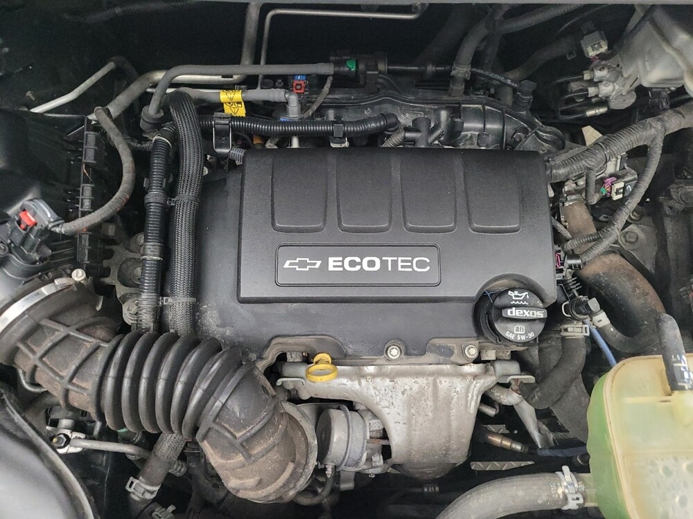 2019 Chevrolet Trax in Taylor, MI 48180 - 18117167 30