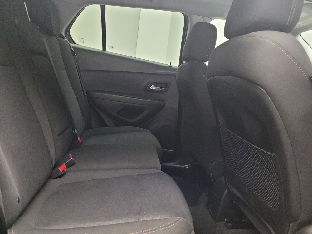 2019 Chevrolet Trax in Taylor, MI 48180 - 18117167 19