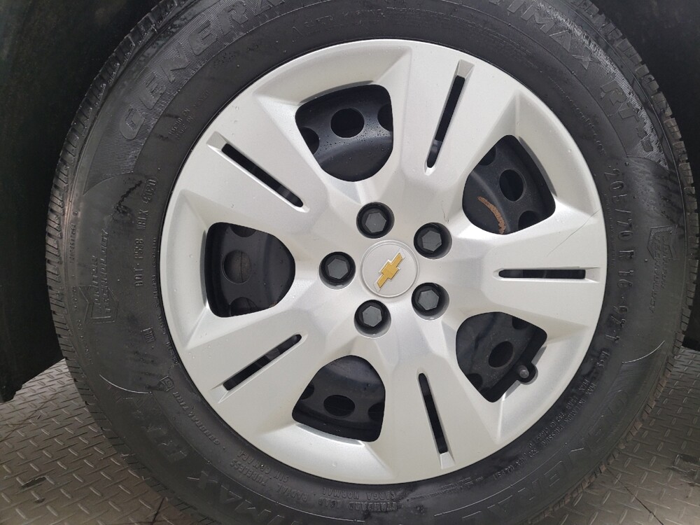 2019 Chevrolet Trax in Taylor, MI 48180 - 18117167 31