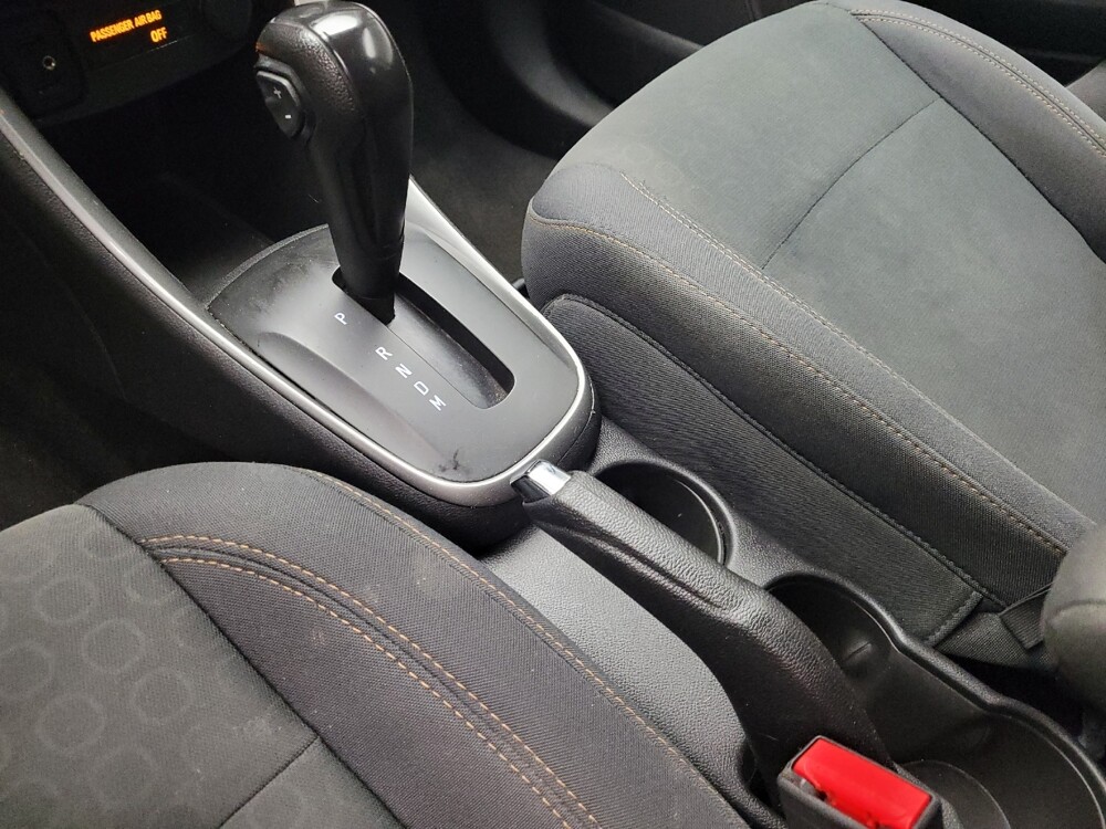 2019 Chevrolet Trax in Taylor, MI 48180 - 18117167 26