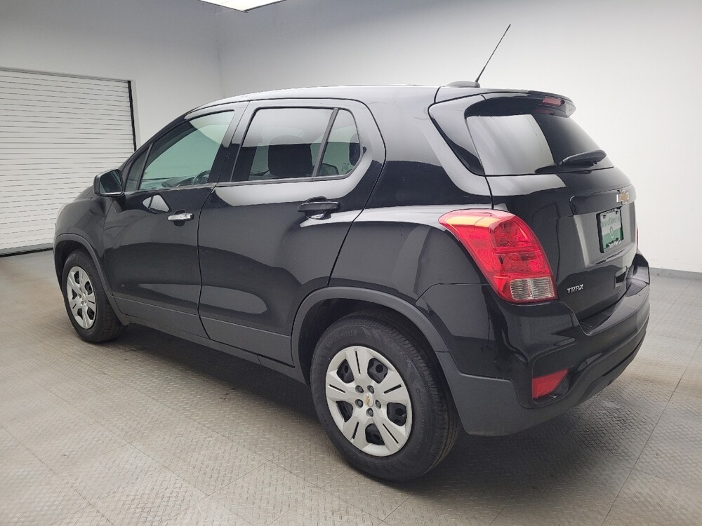 2019 Chevrolet Trax in Taylor, MI 48180 - 18117167 3