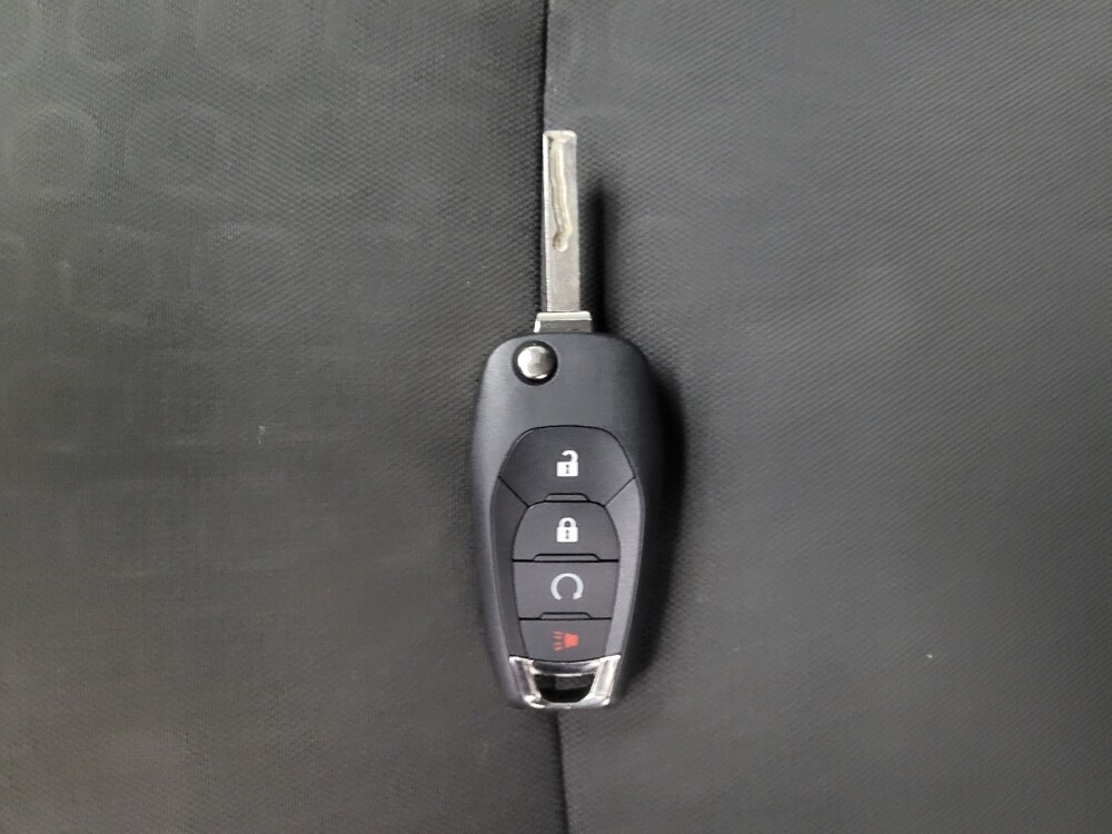 2019 Chevrolet Trax in Taylor, MI 48180 - 18117167 32