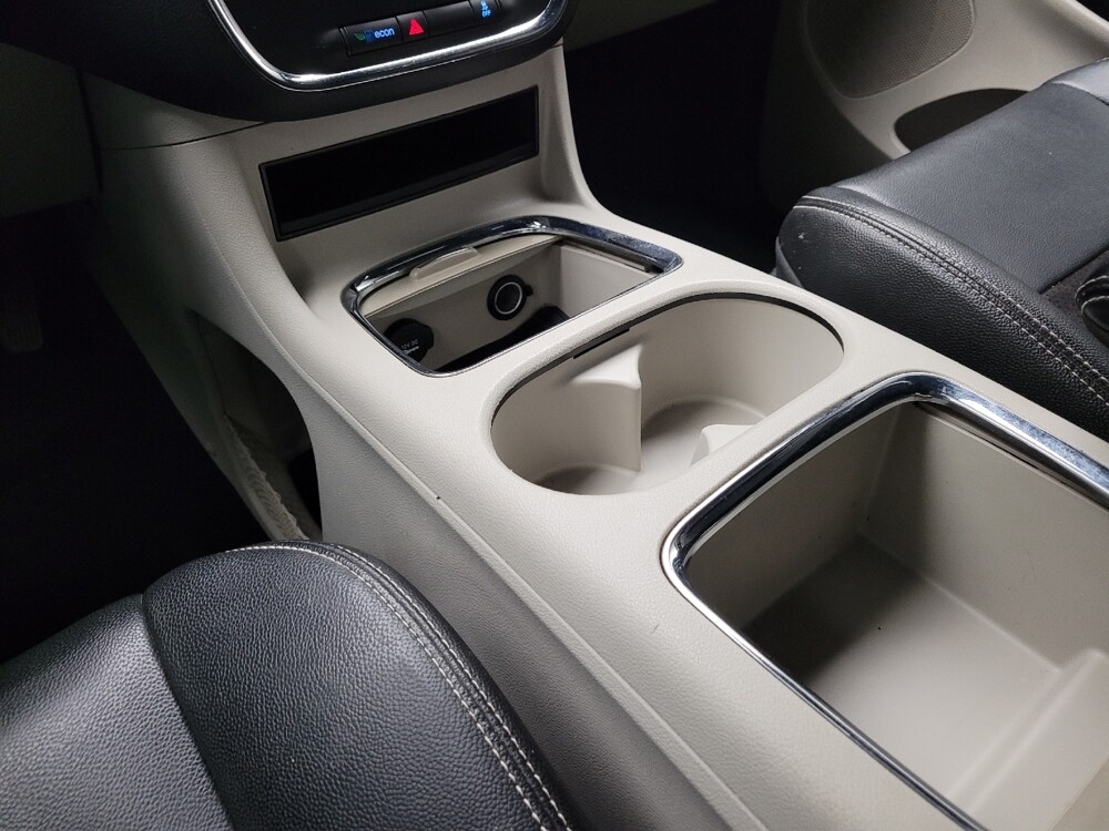 2019 Dodge Grand Caravan in Taylor, MI 48180 - 18117168 26