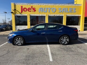 2020 Nissan Altima in Indianapolis, IN 46222-4002