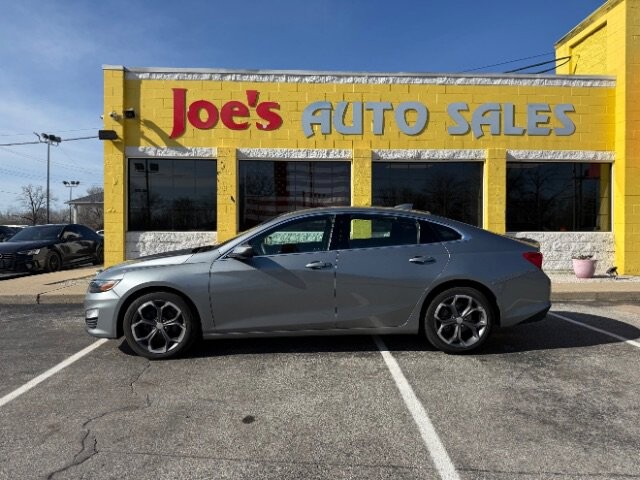 2023 Chevrolet Malibu in Indianapolis, IN 46222-4002 - 18117181