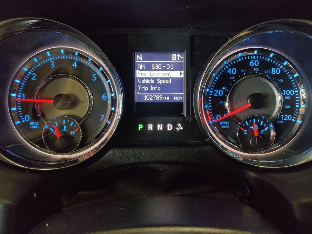 2016 Chrysler Town & Country in Jacksonville, FL 32210 - 18117187 23