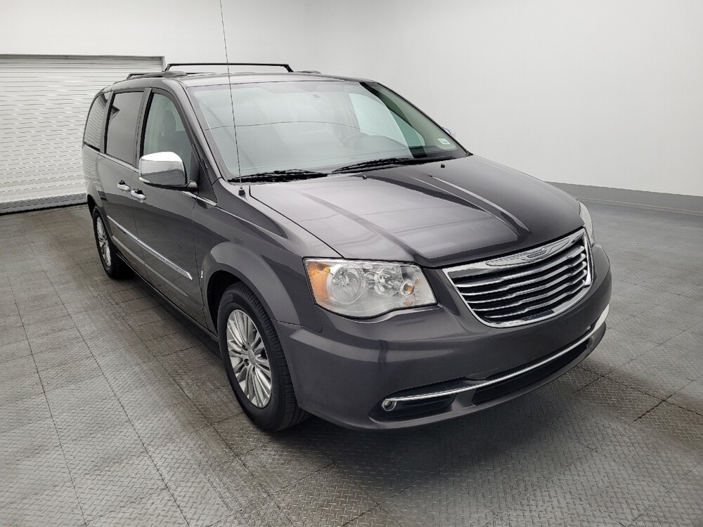 2016 Chrysler Town & Country in Jacksonville, FL 32210 - 18117187 13