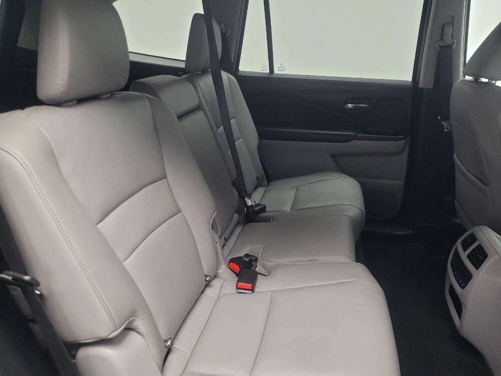 2017 Honda Pilot in Highland, IN 46322 - 18117189 19