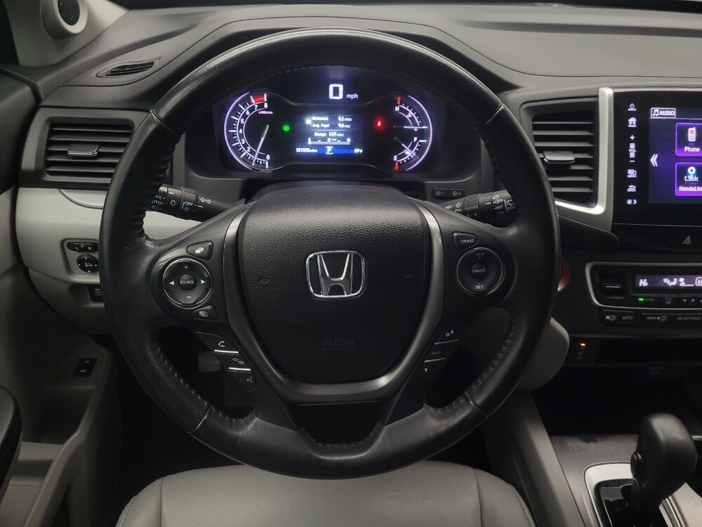 2017 Honda Pilot in Highland, IN 46322 - 18117189 22