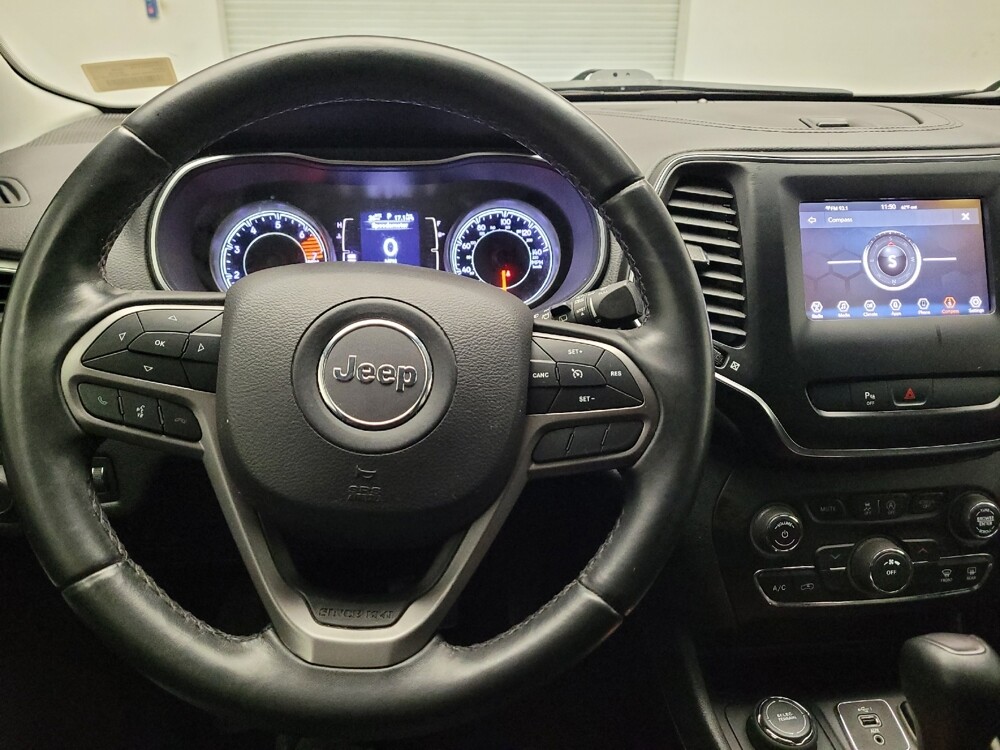 2019 Jeep Cherokee in Downey, CA 90241 - 18117193 22