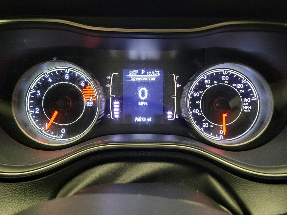 2019 Jeep Cherokee in Downey, CA 90241 - 18117193 23