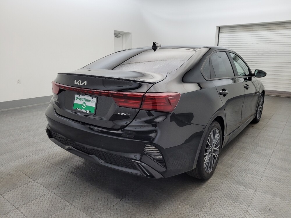 2023 Kia Forte in Phoenix, AZ 85015 - 18117194 9