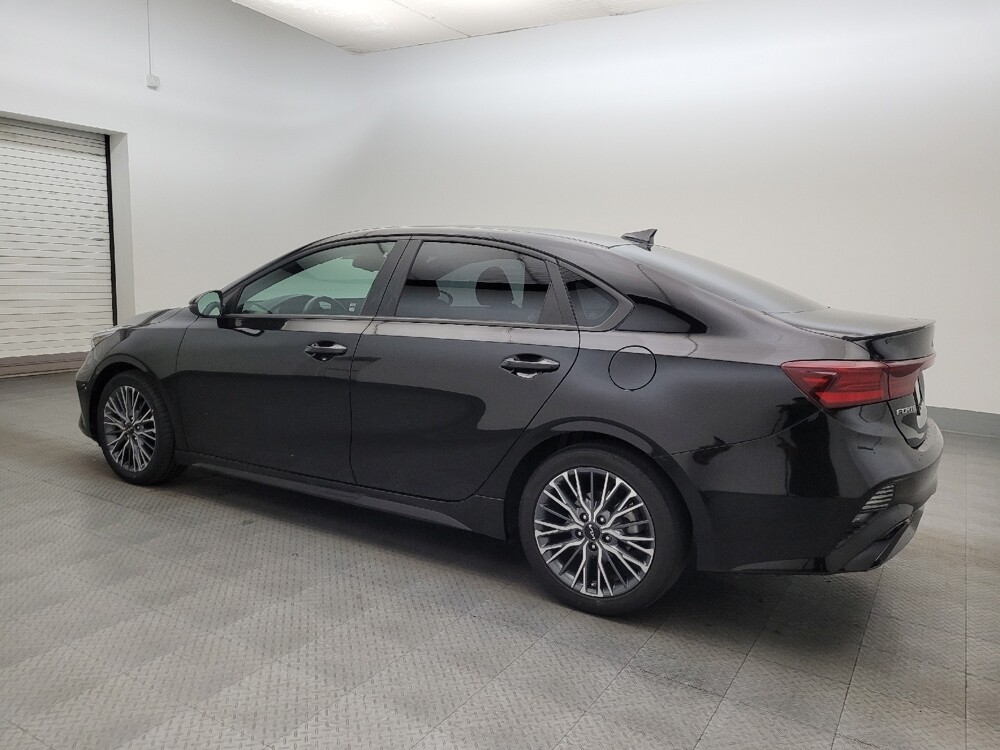 2023 Kia Forte in Phoenix, AZ 85015 - 18117194 3