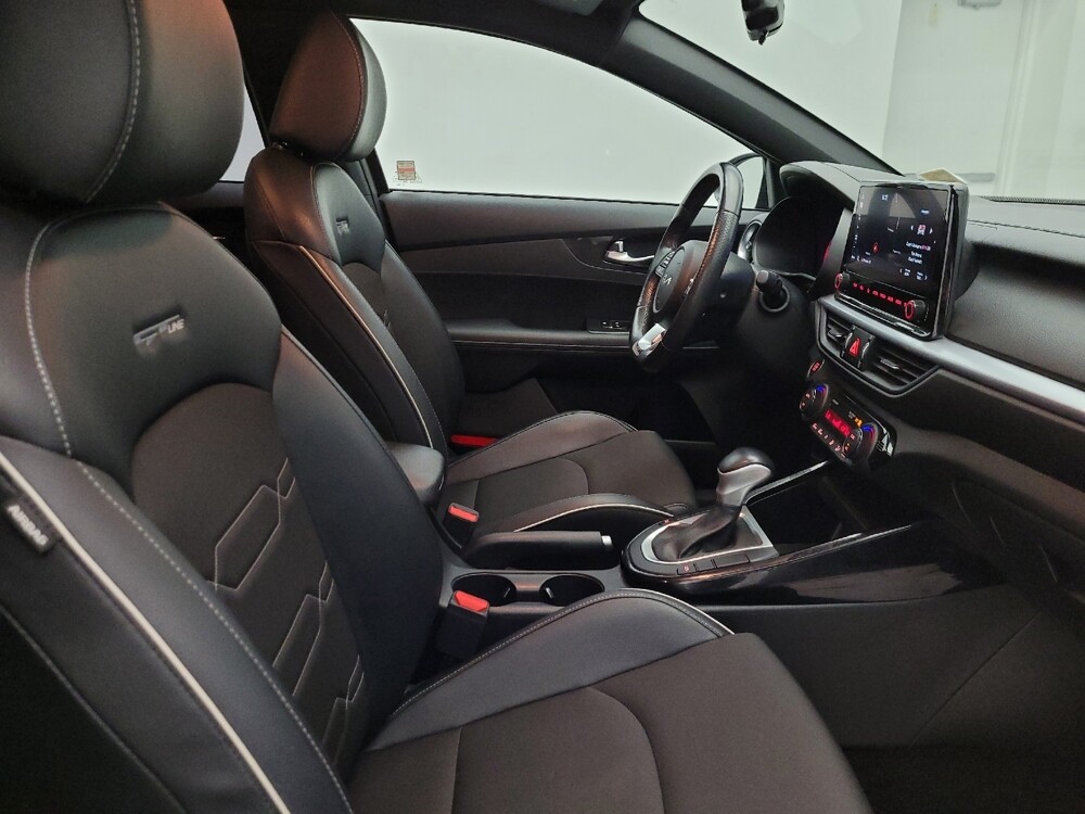 2023 Kia Forte in Phoenix, AZ 85015 - 18117194 21