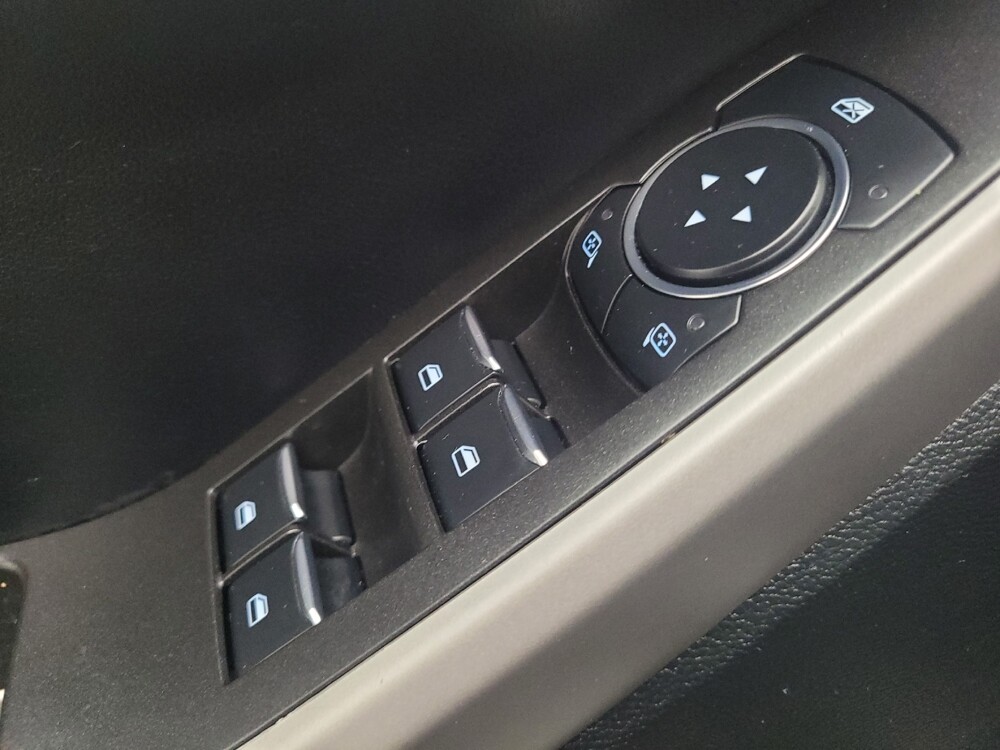 2024 Ford Explorer in Memphis, TN 38128 - 18117198 27