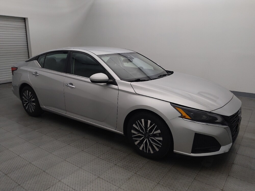 2023 Nissan Altima in Houston, TX 77034 - 18117206 11