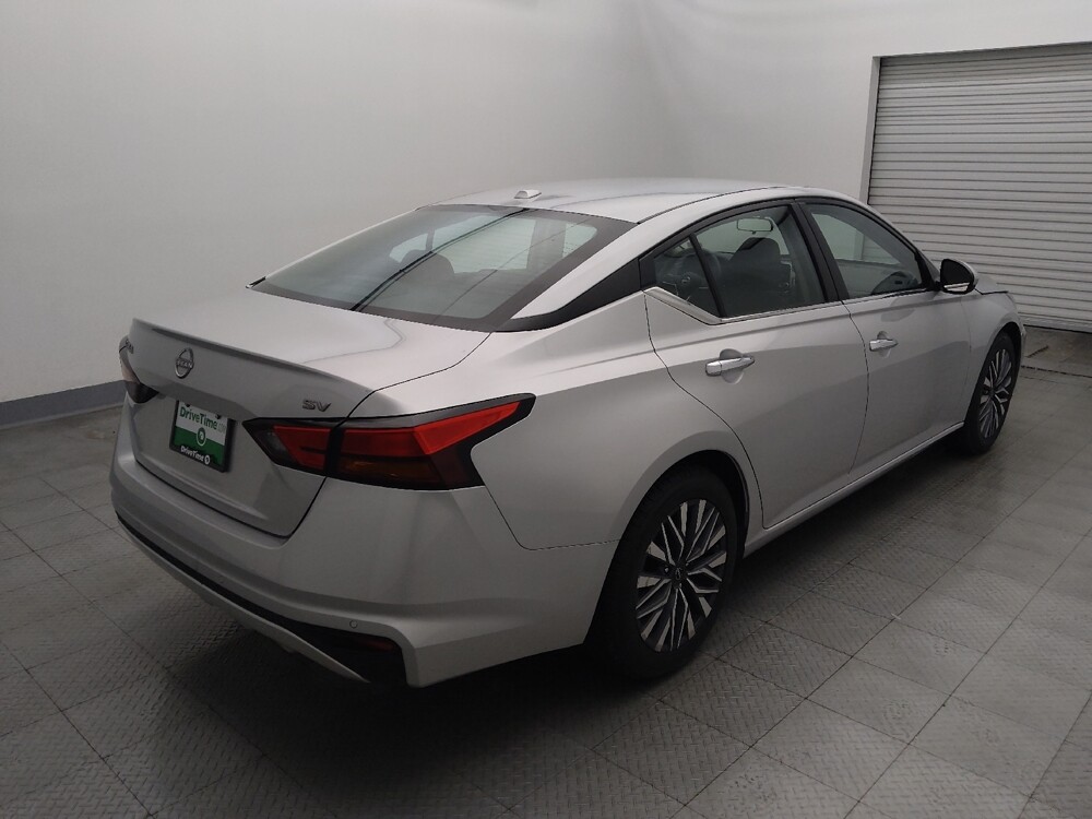 2023 Nissan Altima in Houston, TX 77034 - 18117206 9