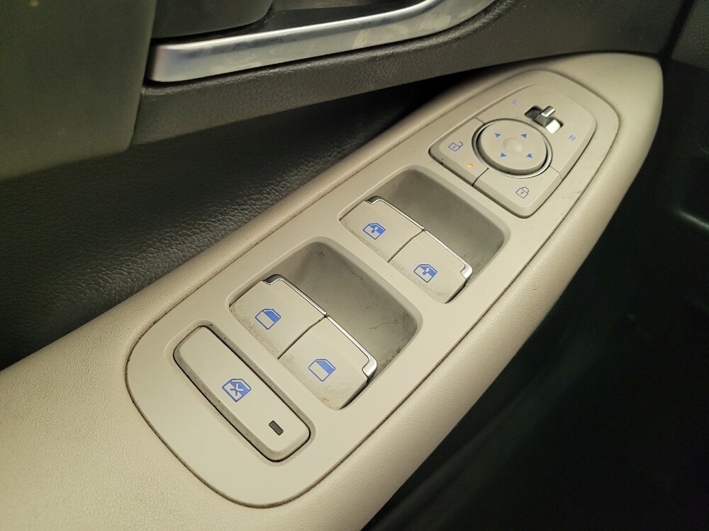 2025 Hyundai Sonata in Miamisburg, OH 45342 - 18117210 27