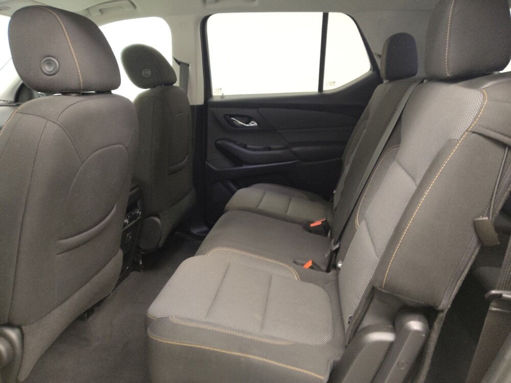 2020 Chevrolet Traverse in St. Louis, MO 63125 - 18117212 18