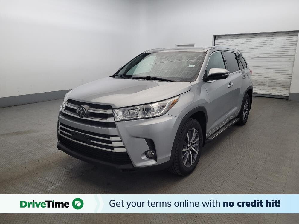 2018 Toyota Highlander in New Castle, DE 19720 - 18117216