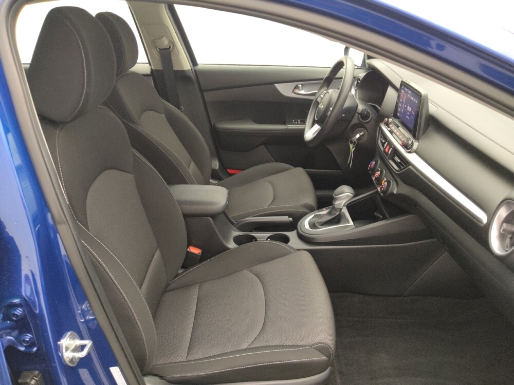 2024 Kia Forte in Houston, TX 77074 - 18117220 21