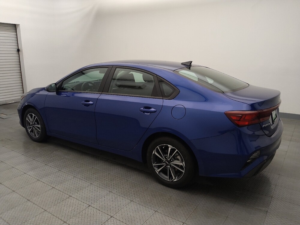2024 Kia Forte in Houston, TX 77074 - 18117220 3