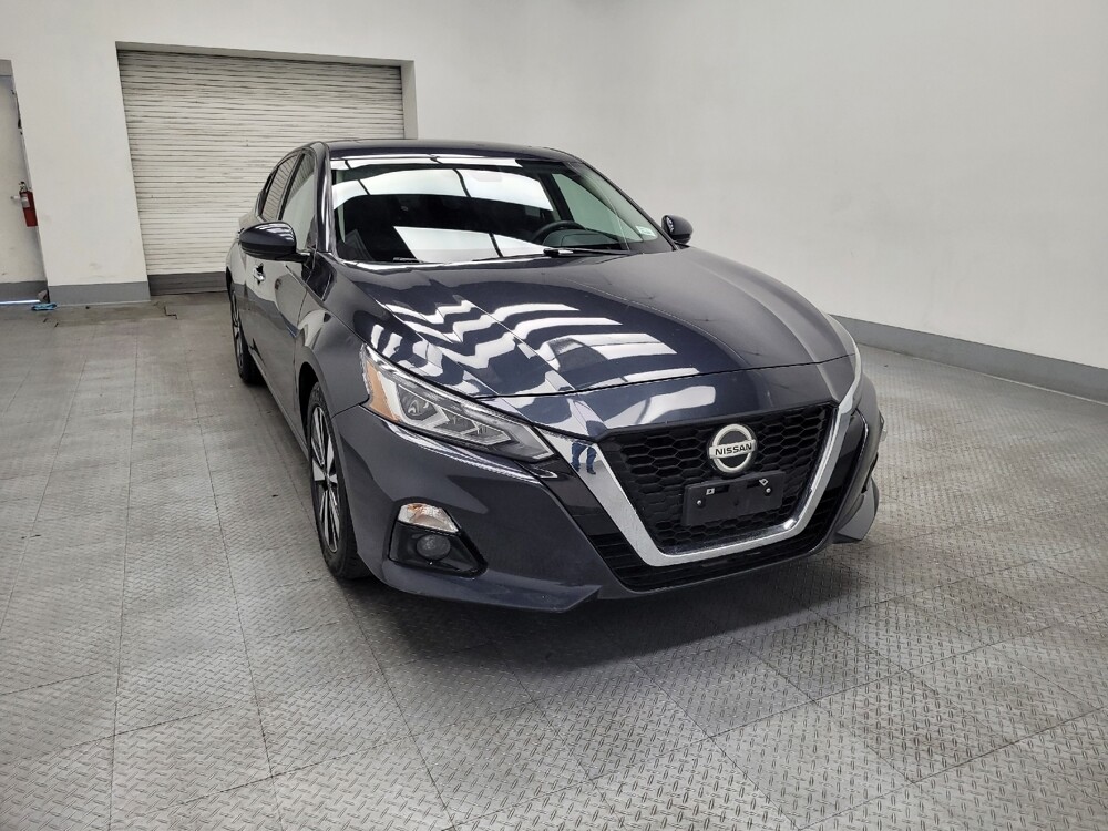 2019 Nissan Altima in Las Vegas, NV 89104 - 18117222 13