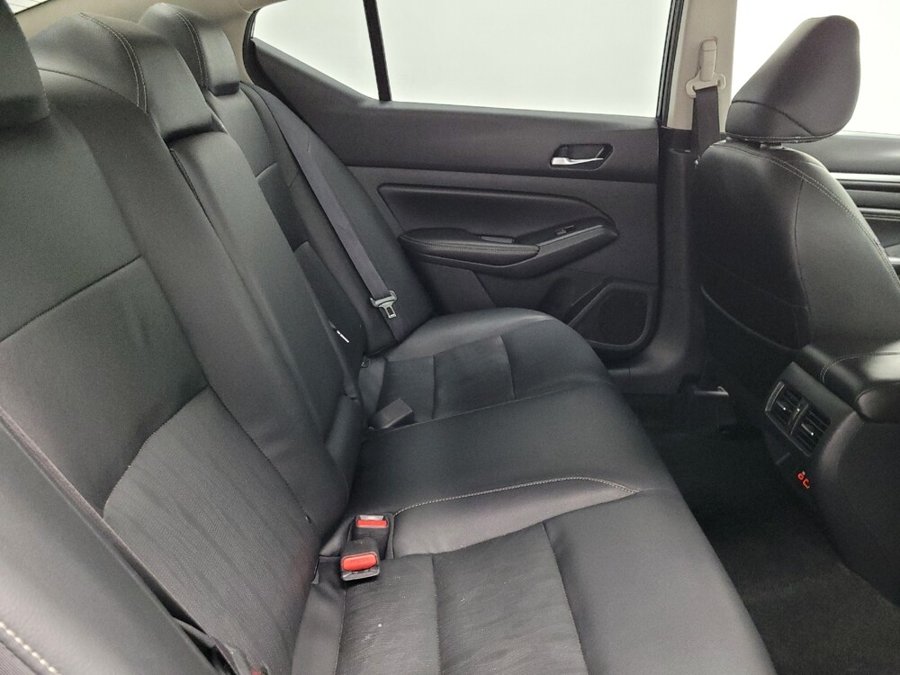 2019 Nissan Altima in Las Vegas, NV 89104 - 18117222 19