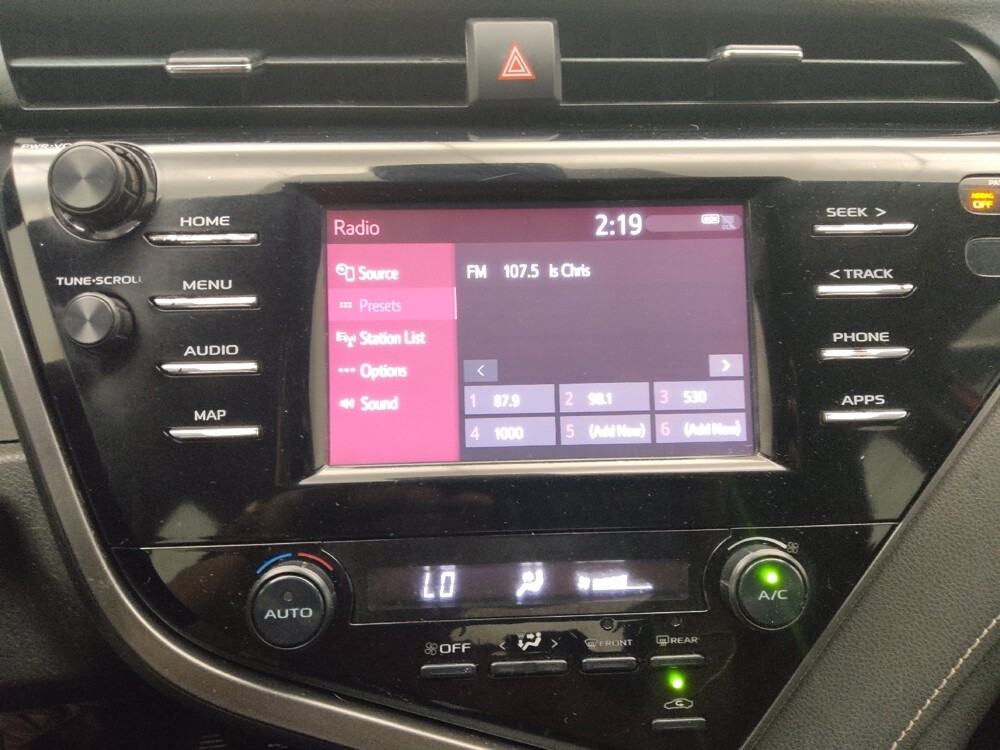 2019 Toyota Camry in Midlothian, IL 60445 - 18117223 25