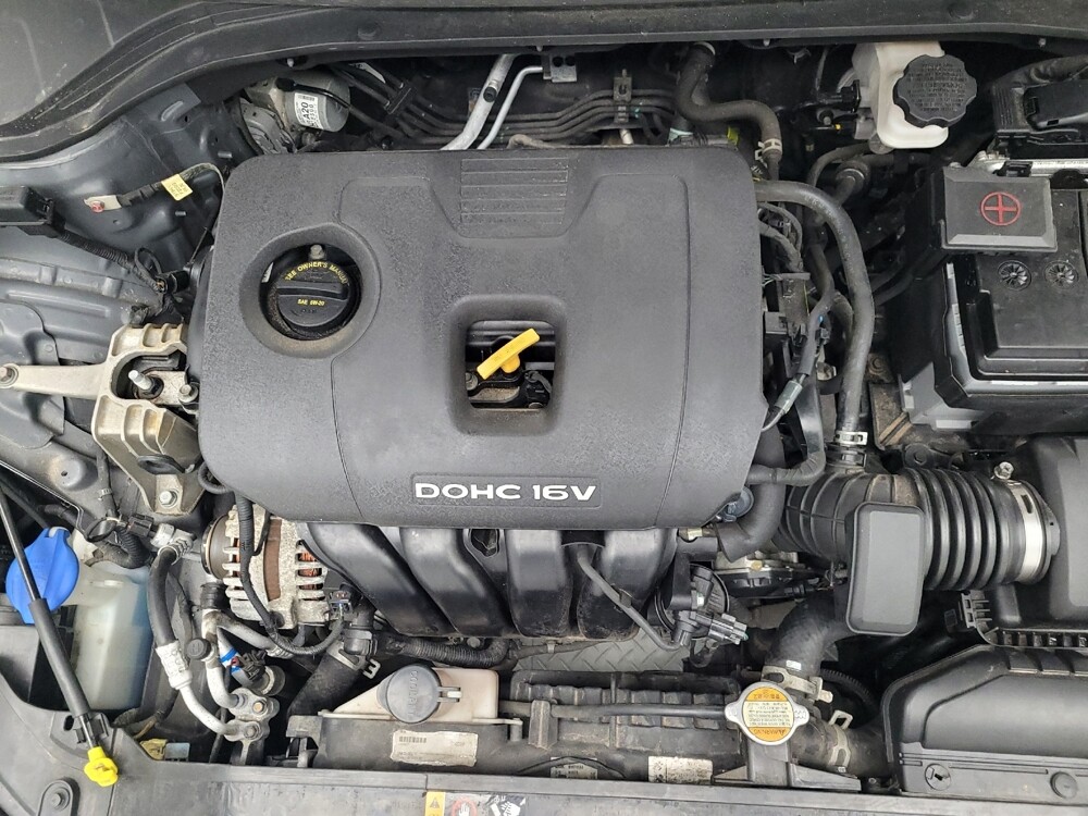 2018 Hyundai Elantra in Huntsville, AL 35816 - 18117227 30