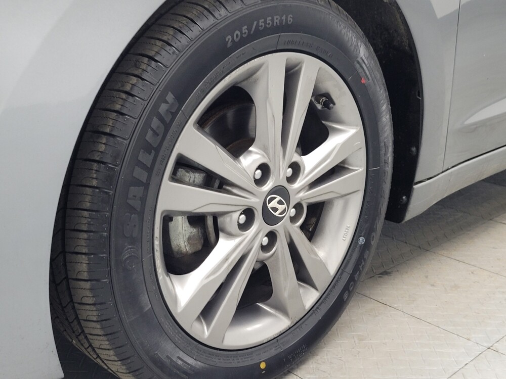 2018 Hyundai Elantra in Huntsville, AL 35816 - 18117227 31