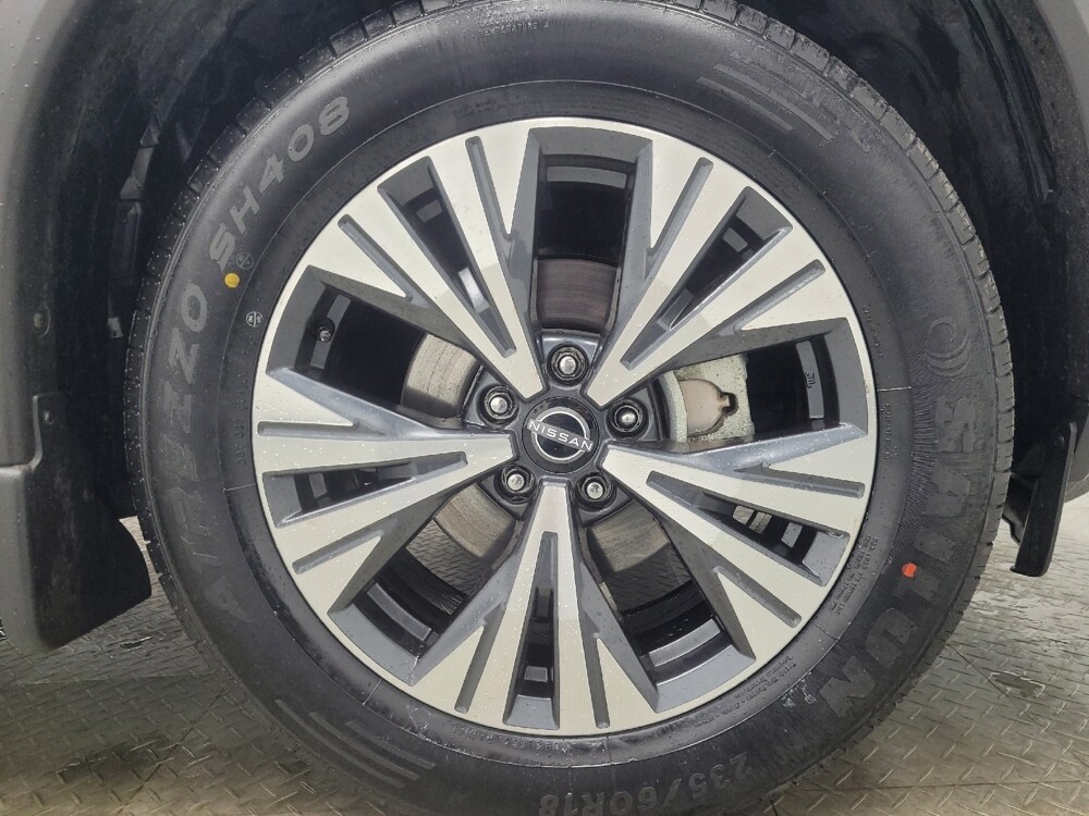 2022 Nissan Rogue in Indianapolis, IN 46222 - 18117228 31