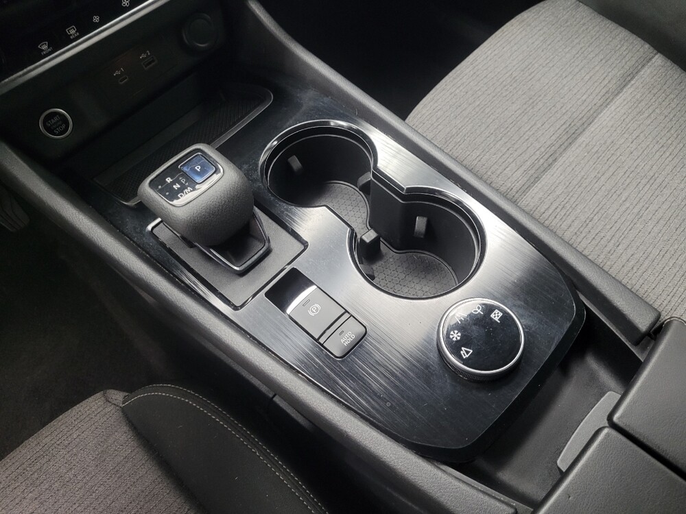 2022 Nissan Rogue in Indianapolis, IN 46222 - 18117228 26