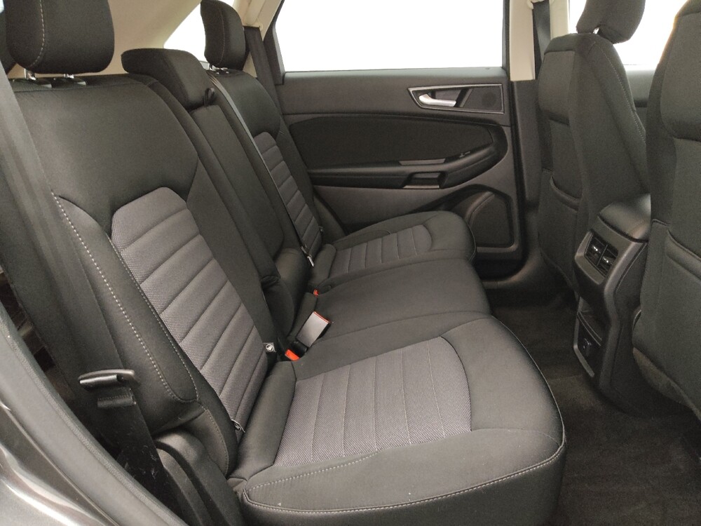 2018 Ford Edge in Jacksonville, FL 32210 - 18117229 19