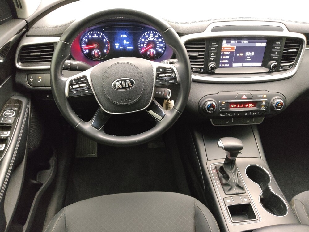 2019 Kia Sorento in Houston, TX 77074 - 18117231 22